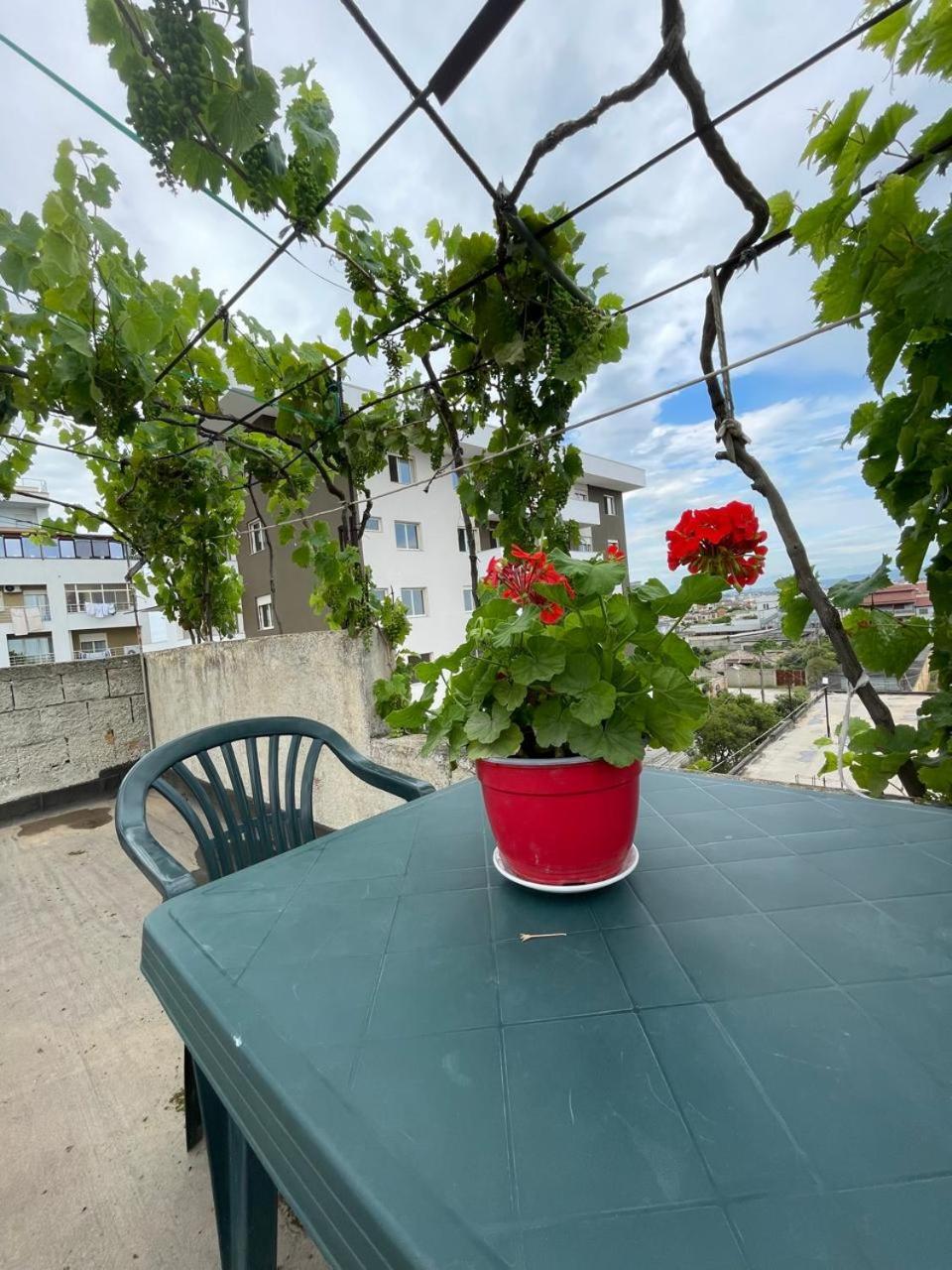 Casa Intera La Paghi Come Una Camera The Home With The Price Of A Room Durres Exterior photo